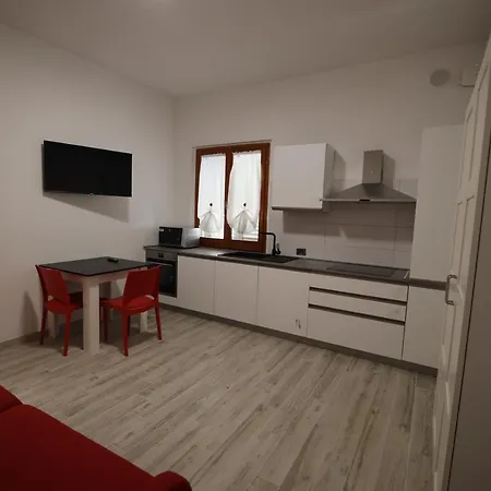 Gretel Apartment *